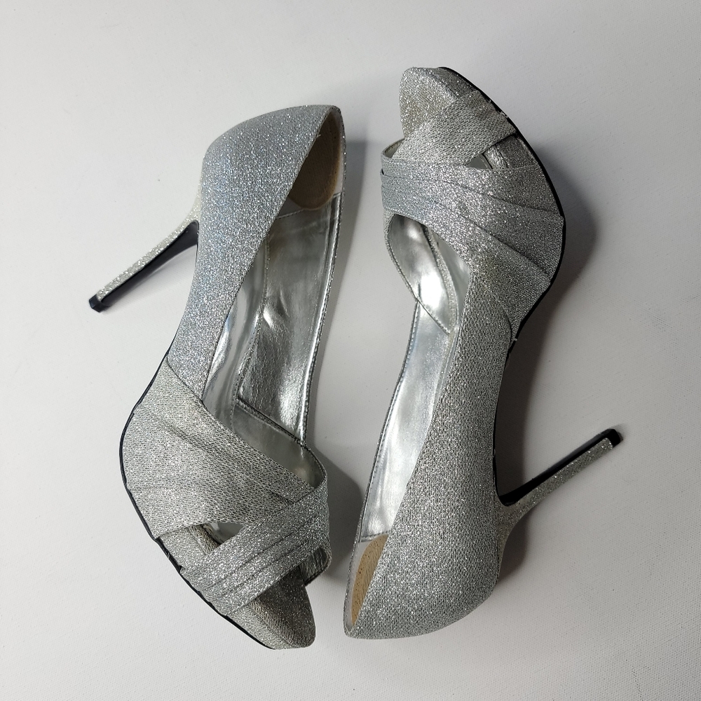 I Miller Glitter Heels Size 8.5